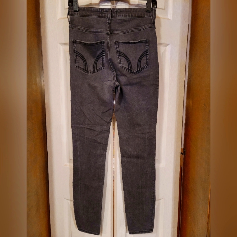Hollister Ultra-Highrise Jegging